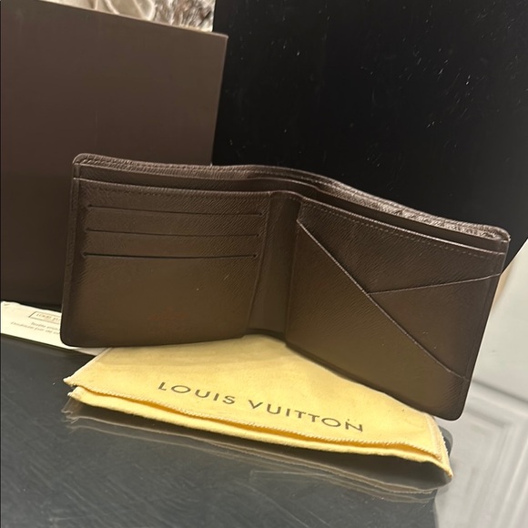 Louis Vuitton Damier Ebene Florin Wallet - Picture 3 of 11